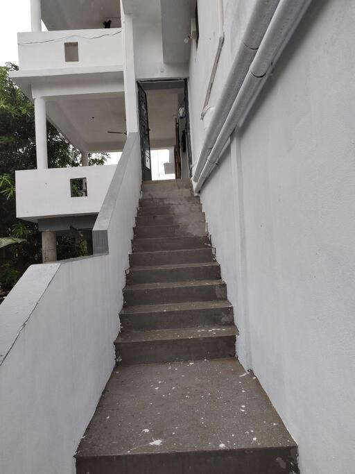 Ferienwohnung Gangi Kota North Flat Kovvur Exterior foto